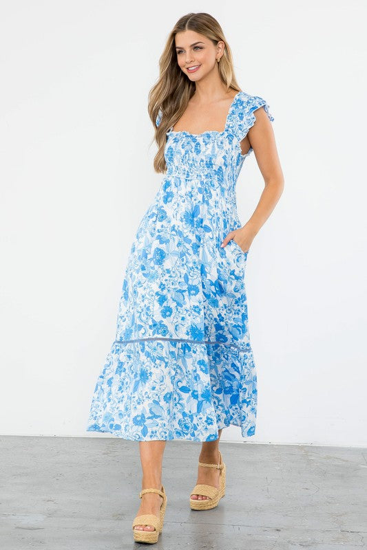 Daphne Smocked Floral Print Maxi Dress - M Daphne Smocked Floral Print Maxi Dress - M