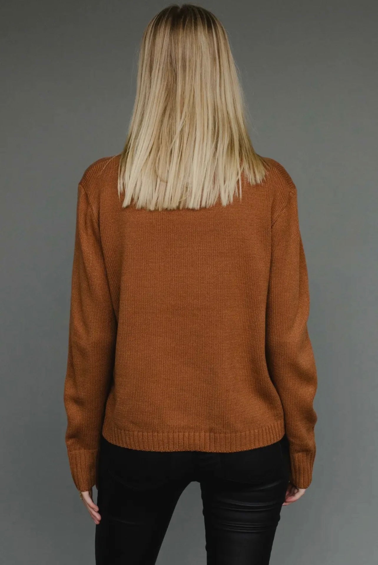 WHISKEY WEATHER Knit Pullover Sweater