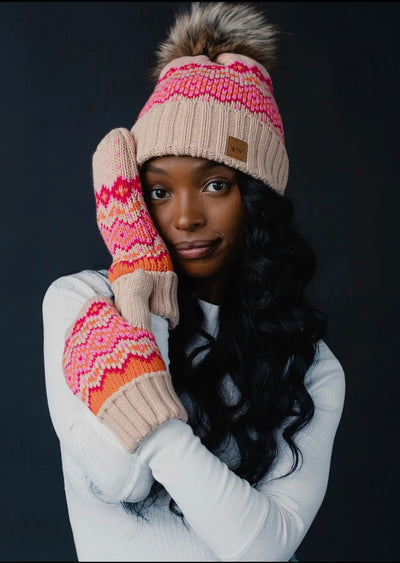 Diamond Pattern Knit Hat with Faux Fur Pom