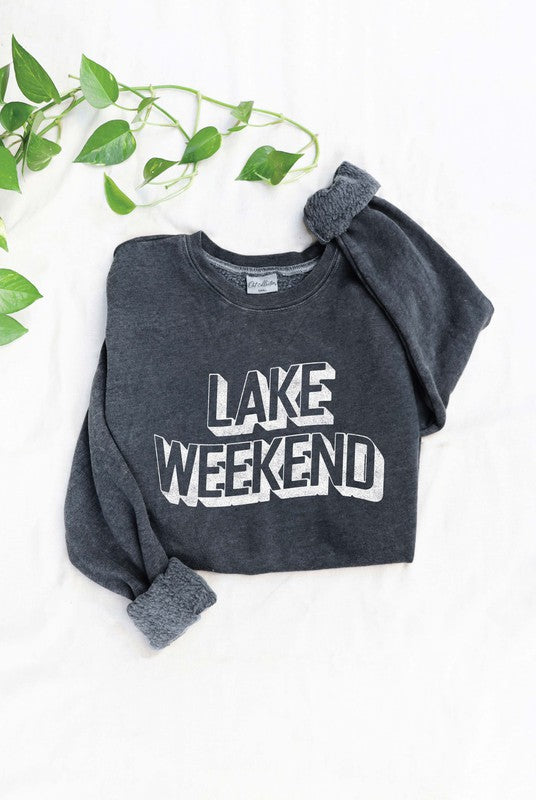 LAKE WEEKEND Mineral Washed Graphic Sweatshirt
